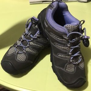Used Keen shoes for kids